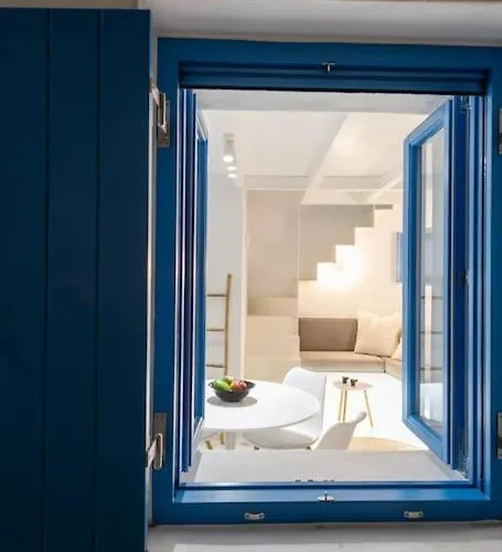 Blue House Paroikia Center Close To Port