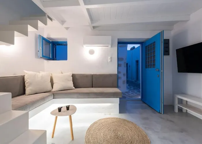 Blue House Paroikia Center Close To Port Holiday home *