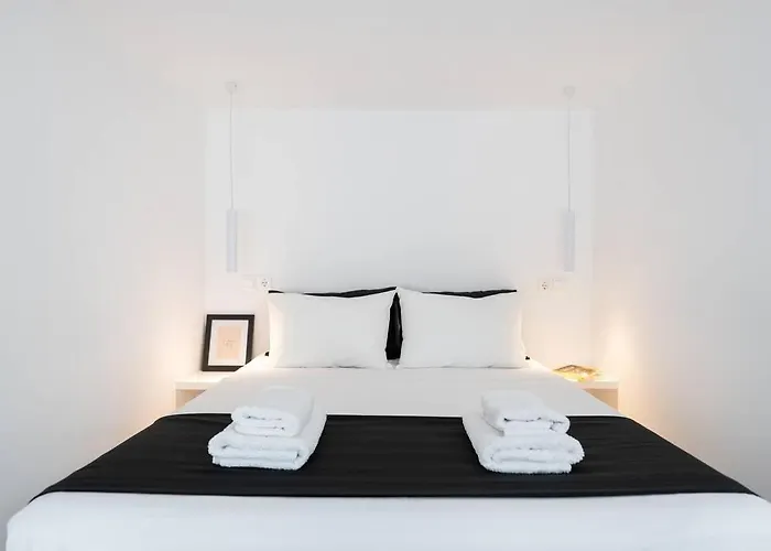 Blue House Paroikia Center Close To Port Holiday home